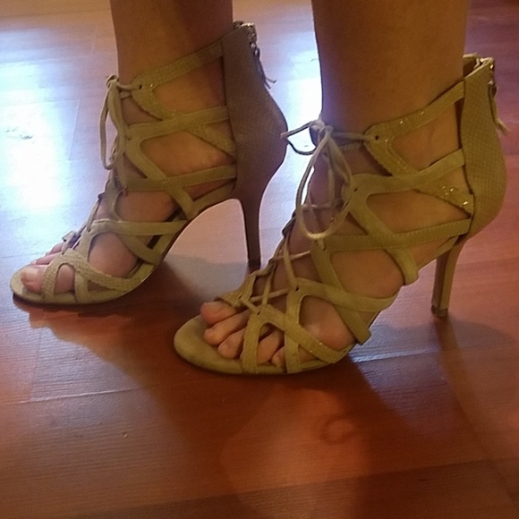 WHBM Heels - Picture 8 of 8